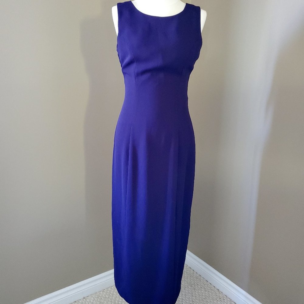 Classic Sleeveless Midi Dress in violet  blue